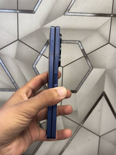 Samsung fold 6  12/512GB  storage official PTA