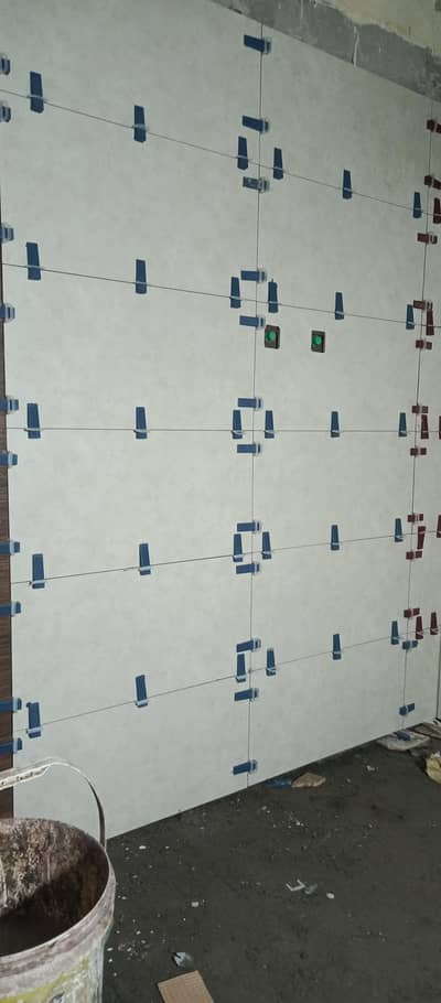 tile fixer / 03034020682