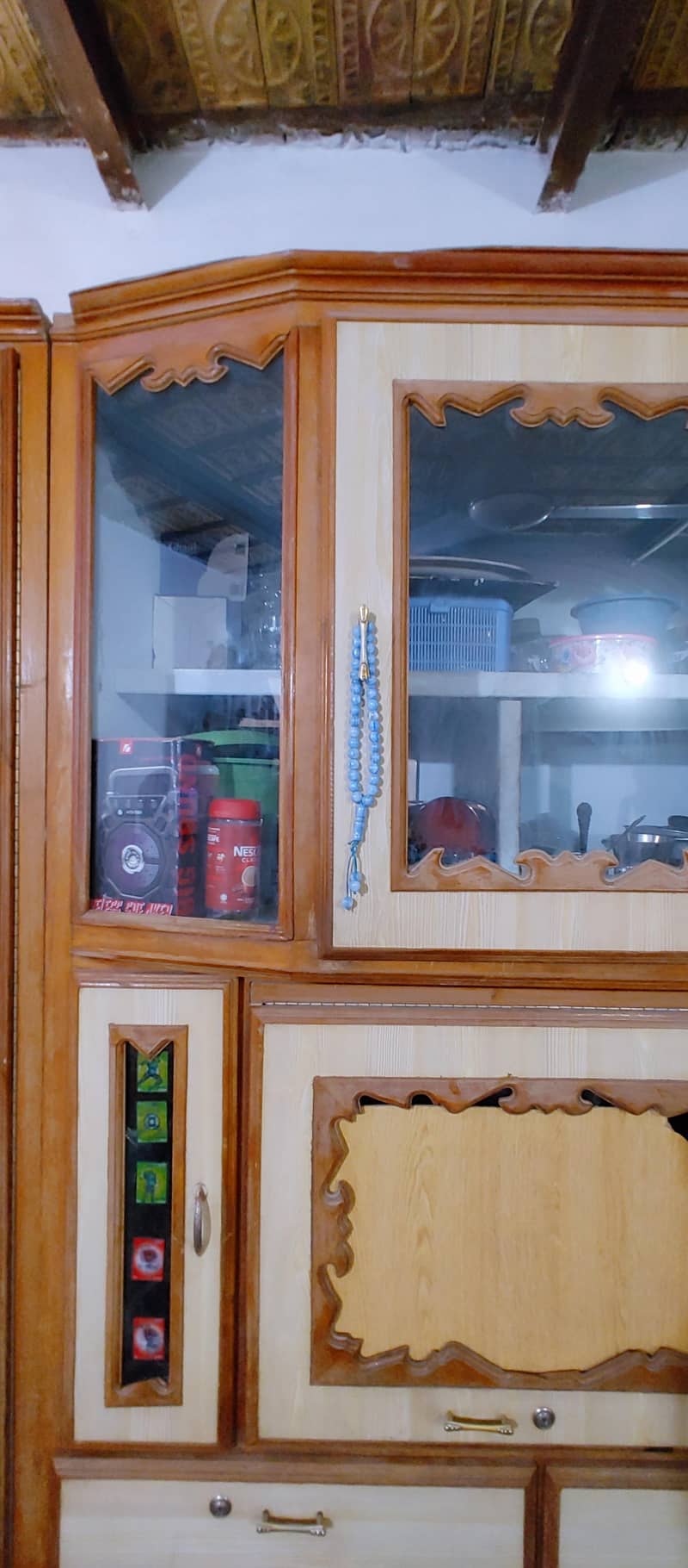 ایک عدد الماری برائ فروخت 8