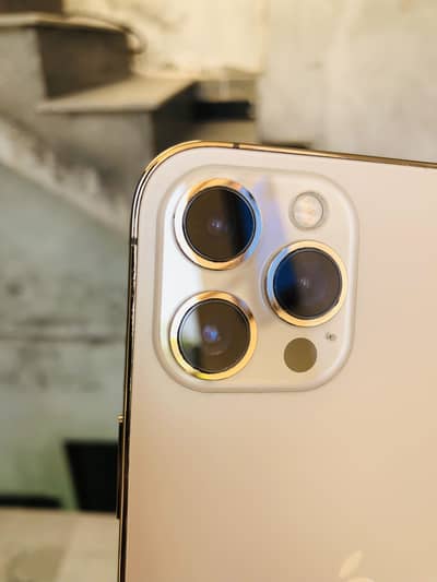 Apple iPhone 12 Pro Max WhatsApp 03212901677