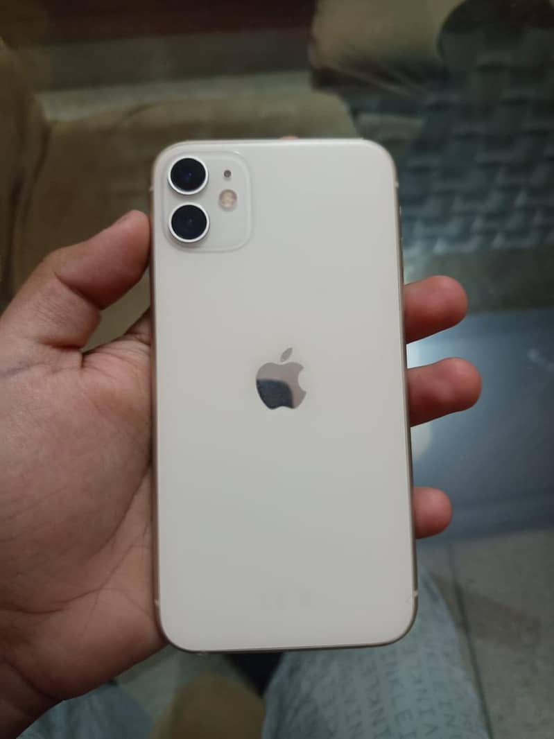 Apple iPhone 11 0