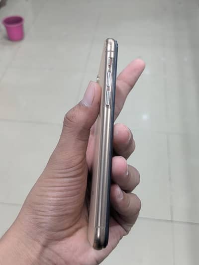 Apple iPhone XS