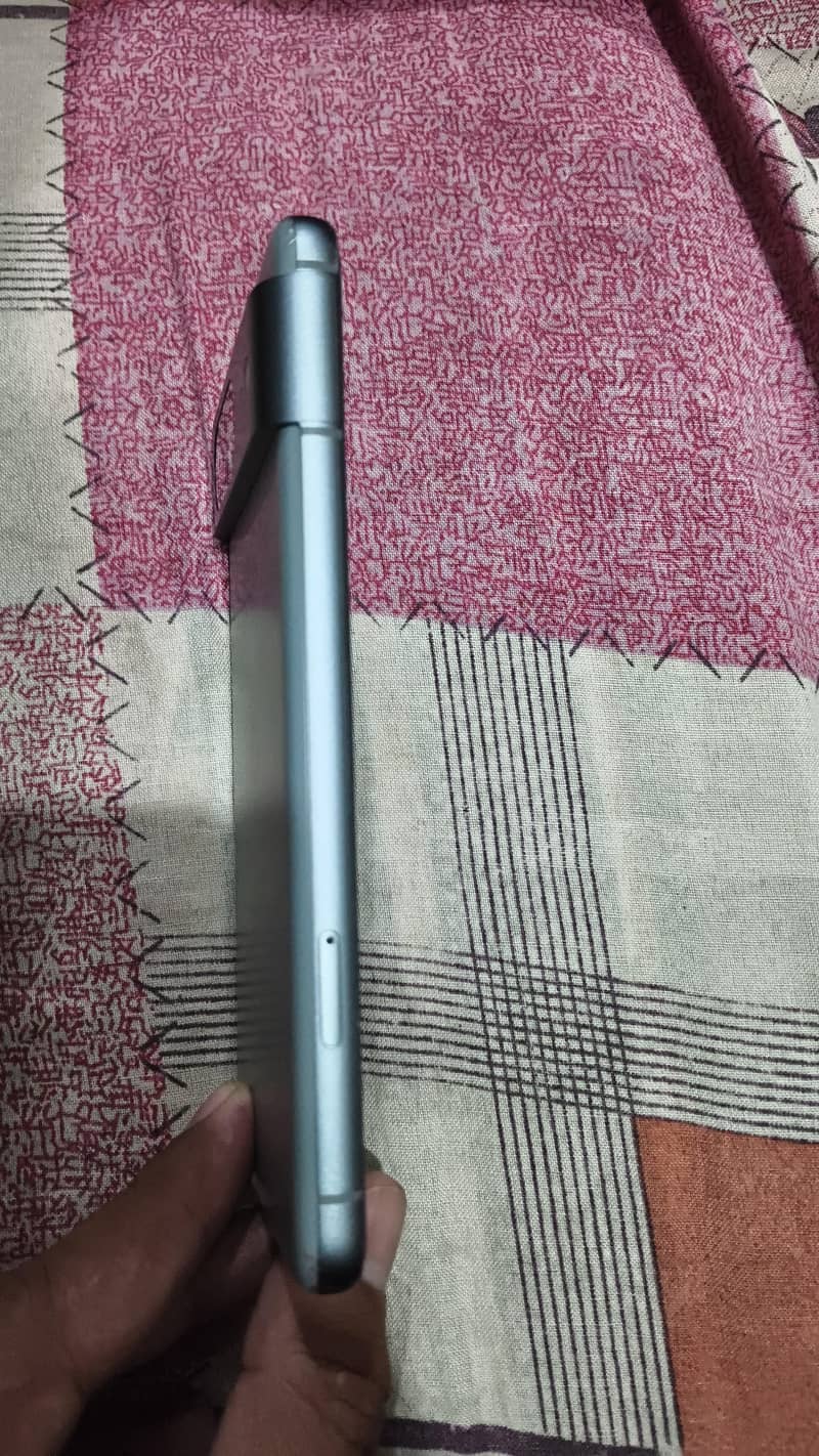 Google Pixel 8 1