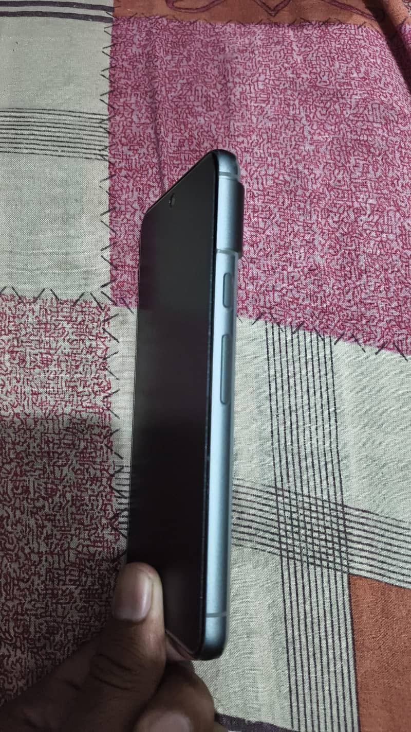 Google Pixel 8 3