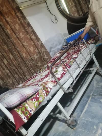 hospital bed for sale