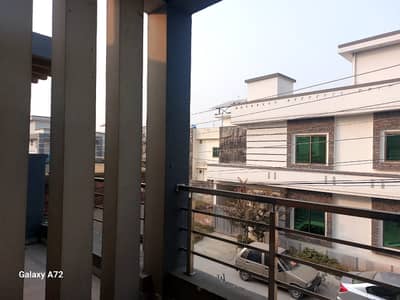 10 Marla Vip Location 5 Bedroom Nice Location Soan Garden Sirf Ak