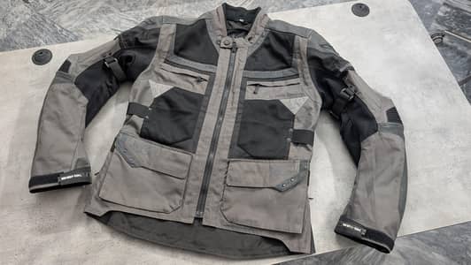 BRAND NEW BERIK RIDING JACKET -LEVEL 2 ARMOR (LOT) L-XL SIZE