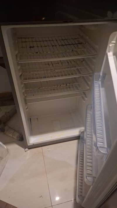 Dawlance fridge