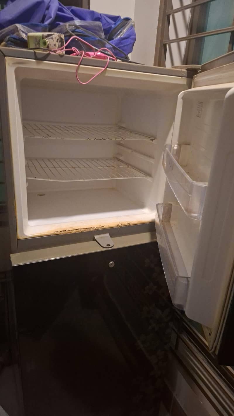 Dawlance fridge 1