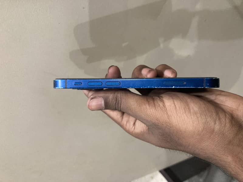 Apple iPhone 12 mini 2