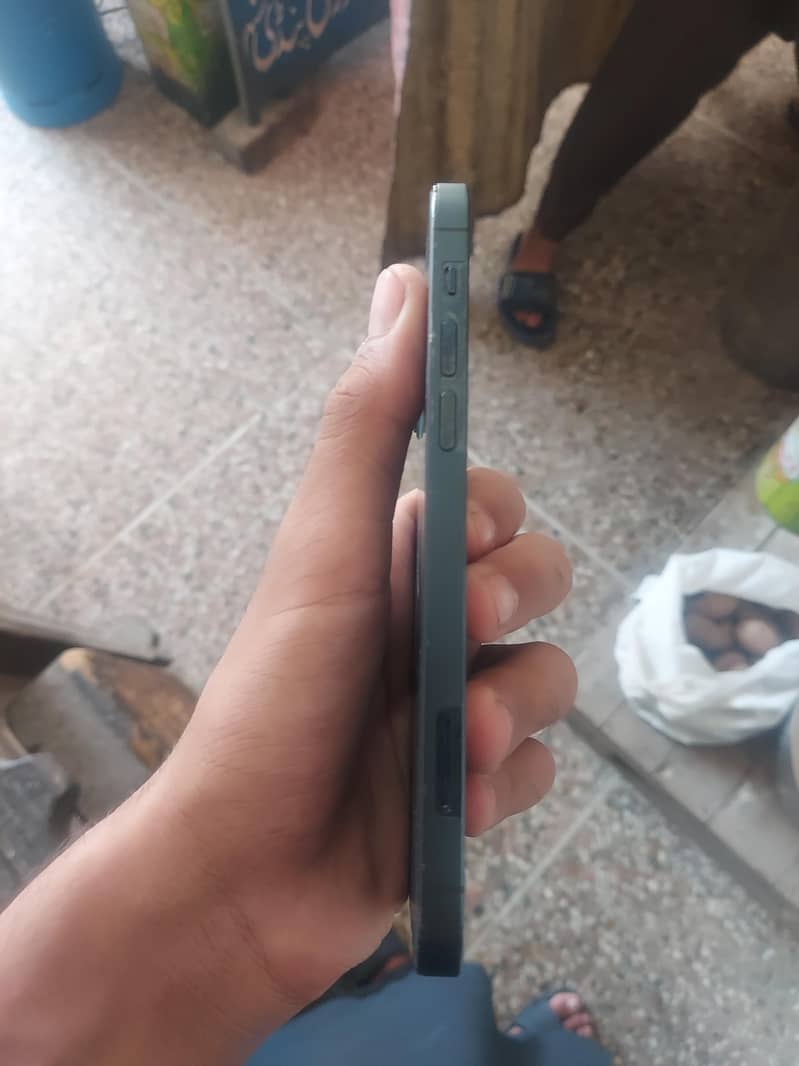 Apple iPhone 12 Pro 1