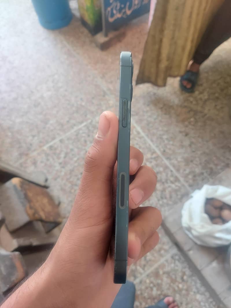 Apple iPhone 12 Pro 2