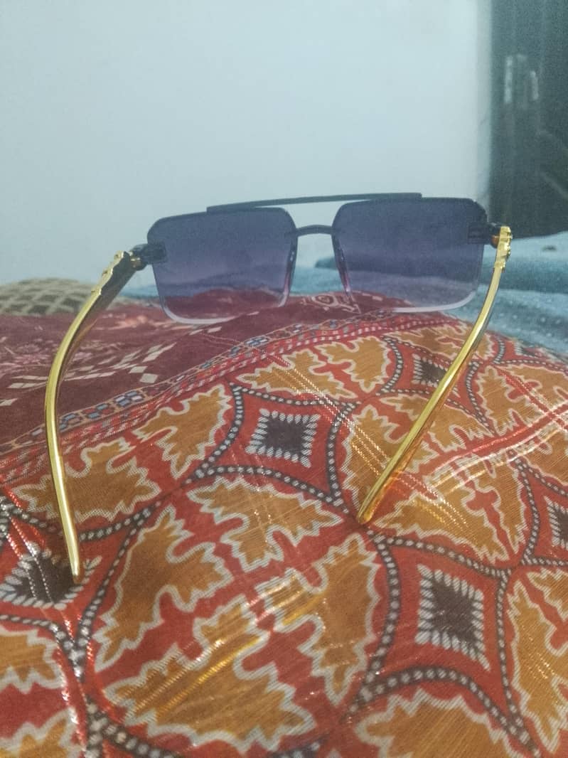 glasses 1