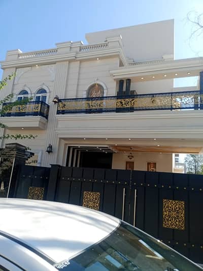 10 Marla Brand New House Available For Sale