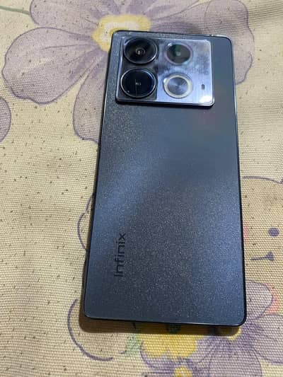 Infinix Note 40