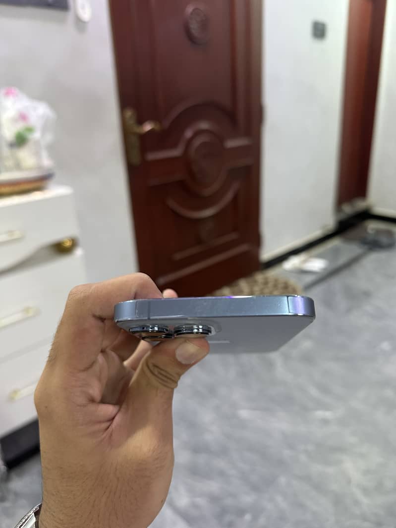 Apple iPhone 13 Pro Max 3