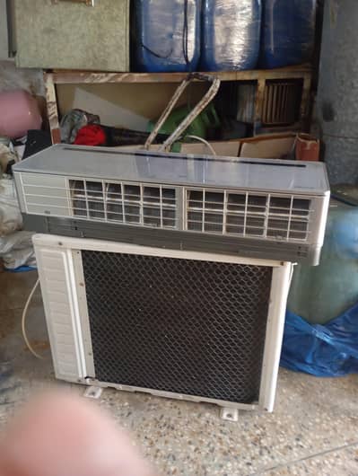 GLANS 1 ton AC Unit