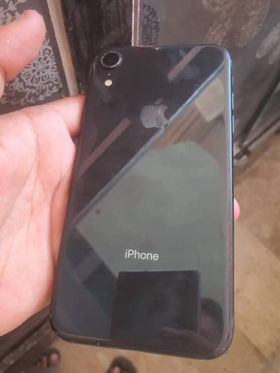 Apple iPhone XR