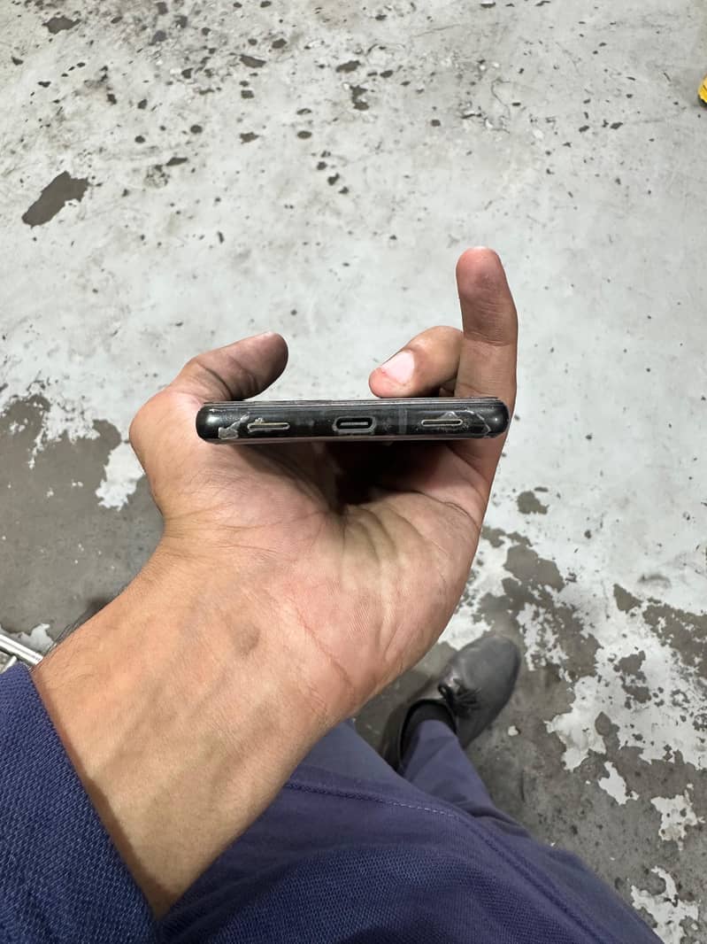 Google Pixel 6a 3