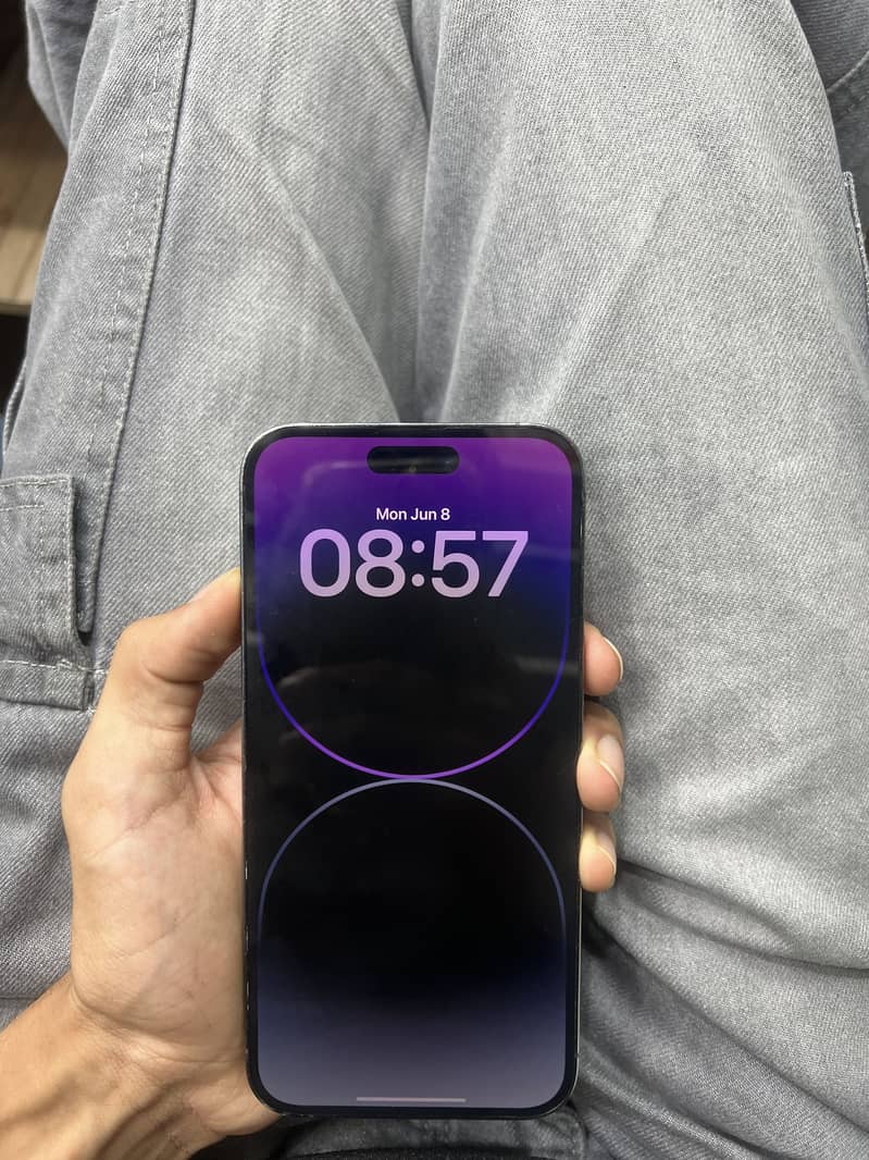 Apple iPhone 14 Pro Max 3