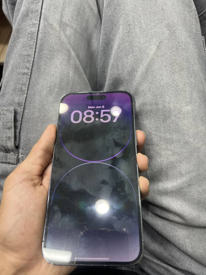 Apple iPhone 14 Pro Max 4