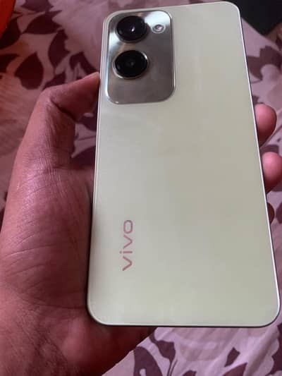 Vivo Y18