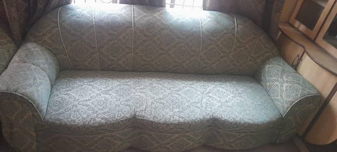 sofa sat