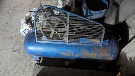Air compressor