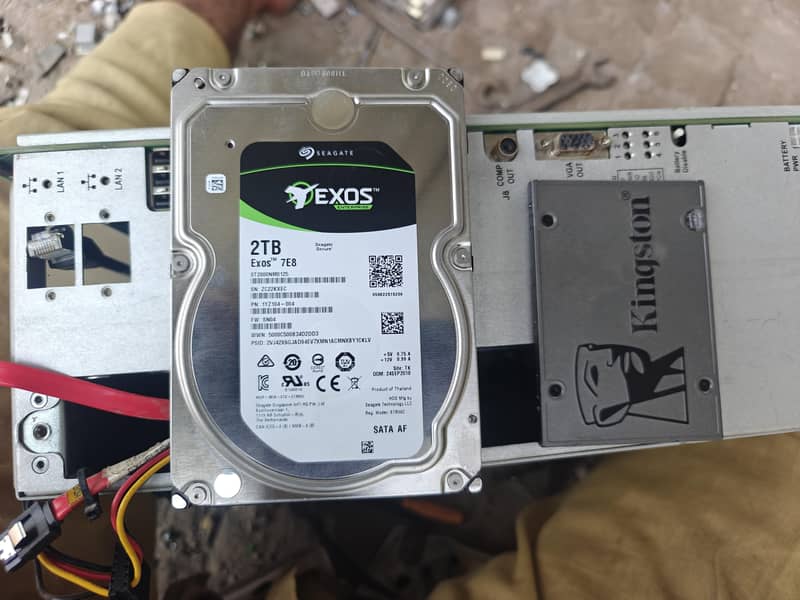 EXOS 2TB 0