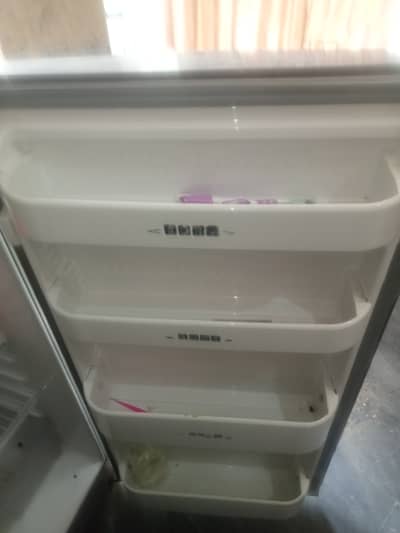 Dawlance 14 cubic metres refrigerator