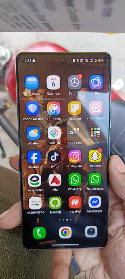 Tecno CAMON 40