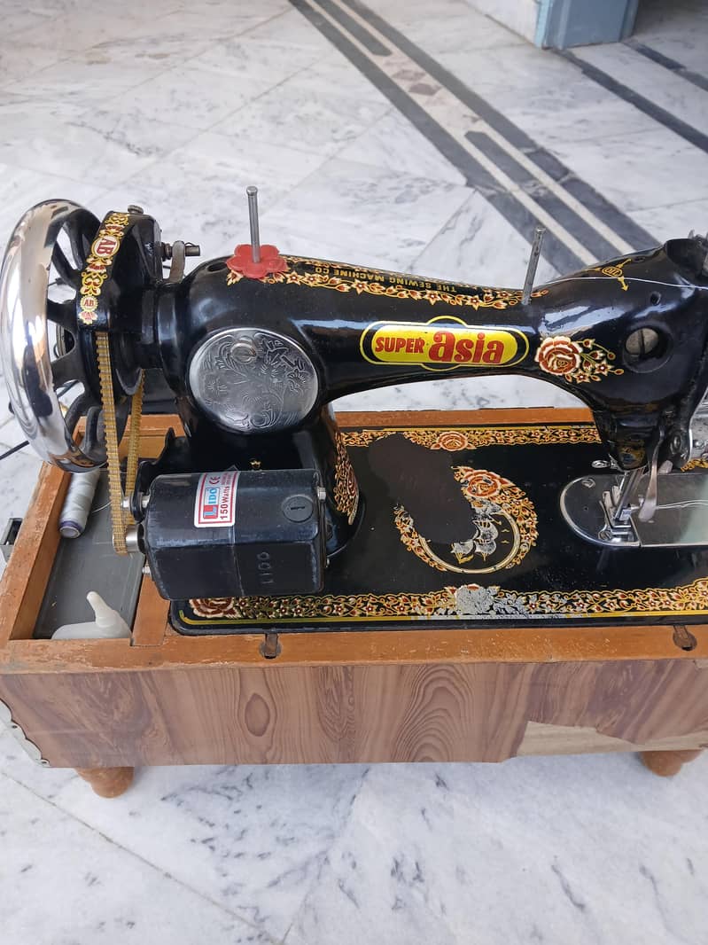 sewing machine 7