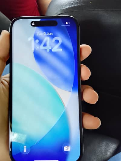 Apple iPhone 16