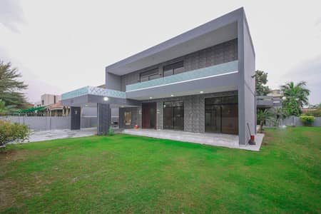 5 KANAL TOP LOCATION HOUSE FOR MULTINATIONAL COMPANY GOLDEN OPPORTUNITY