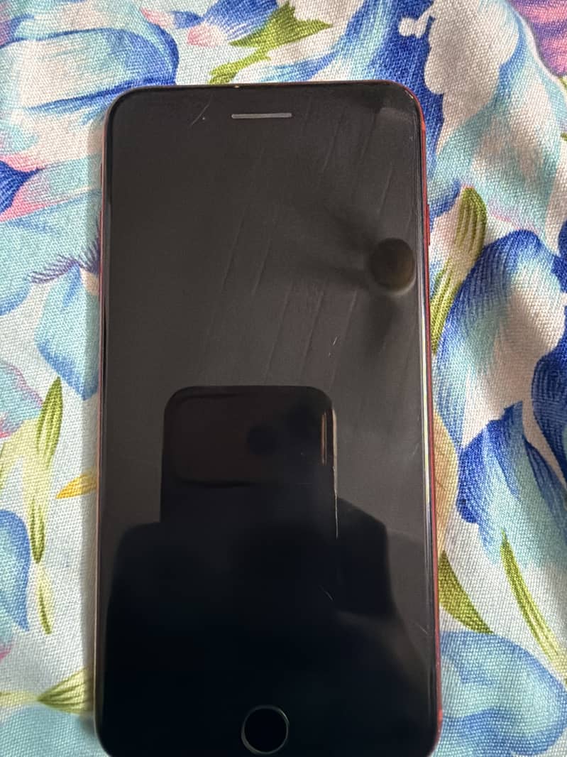 Apple iPhone 8 Plus 1