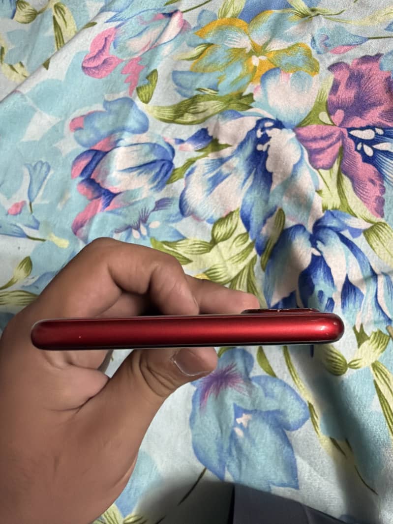 Apple iPhone 8 Plus 5