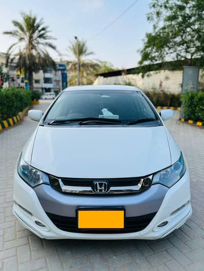 Honda Insight Exclusive Hybrid 2014/2017 Full option