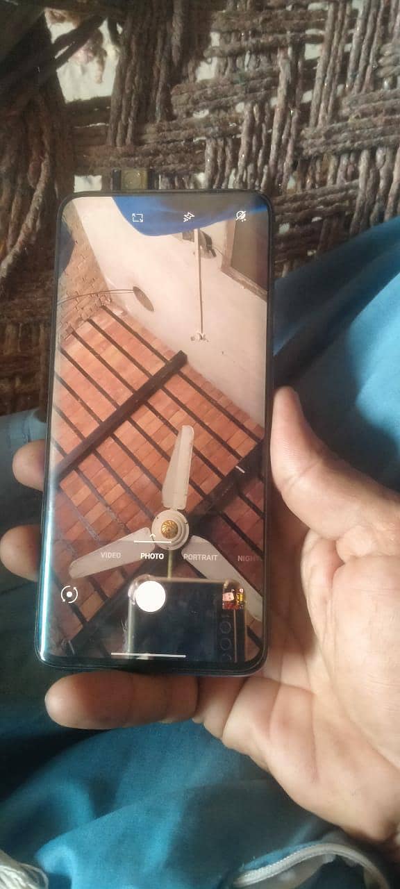 One Plus 7 Pro 3