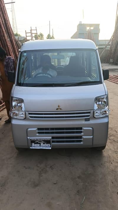 Mitsubishi Minicab Bravo 2026 Eco system 17to19 km with ac