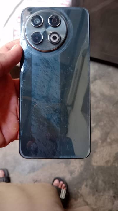 Tecno SPARK 30 Pro finger display 8+8gb ram 128 storage