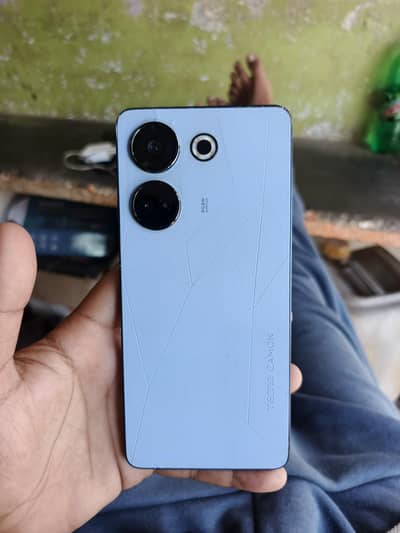 TECNO CAMON 20