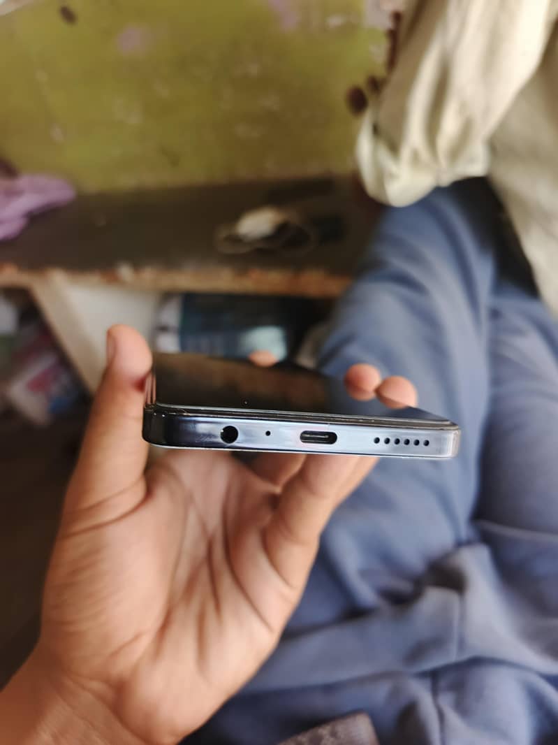 TECNO CAMON 20 2