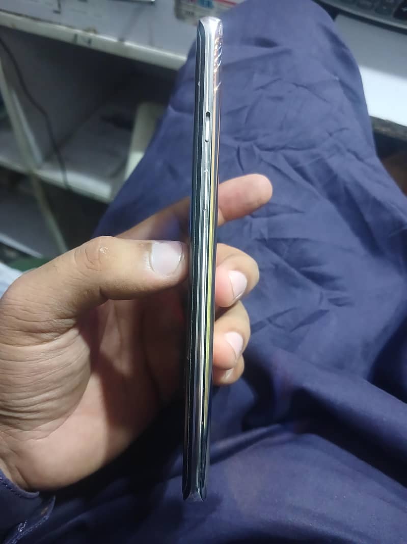 One Plus 8 pro 3