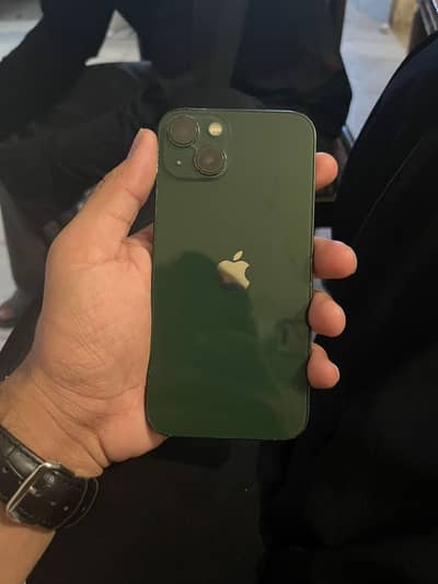 Apple iPhone 13