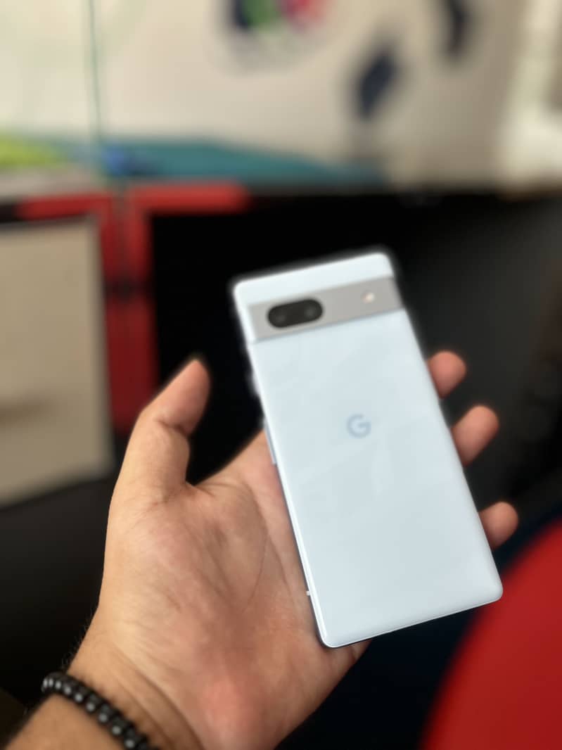 Google Pixel 7a 2