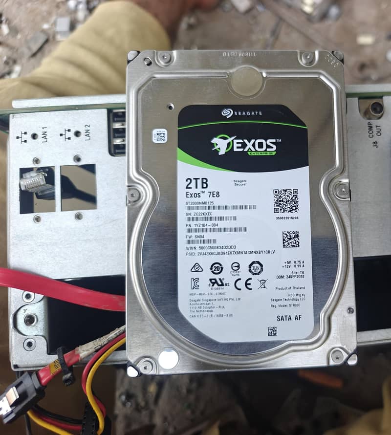 EXOS 2TB 0