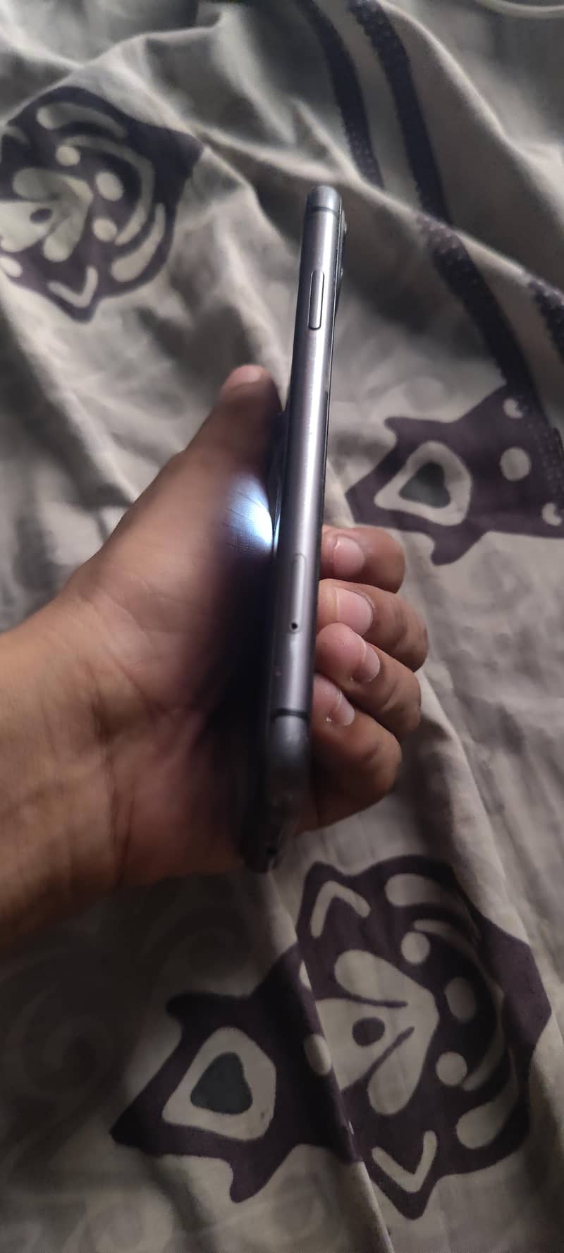Apple iPhone 11 3