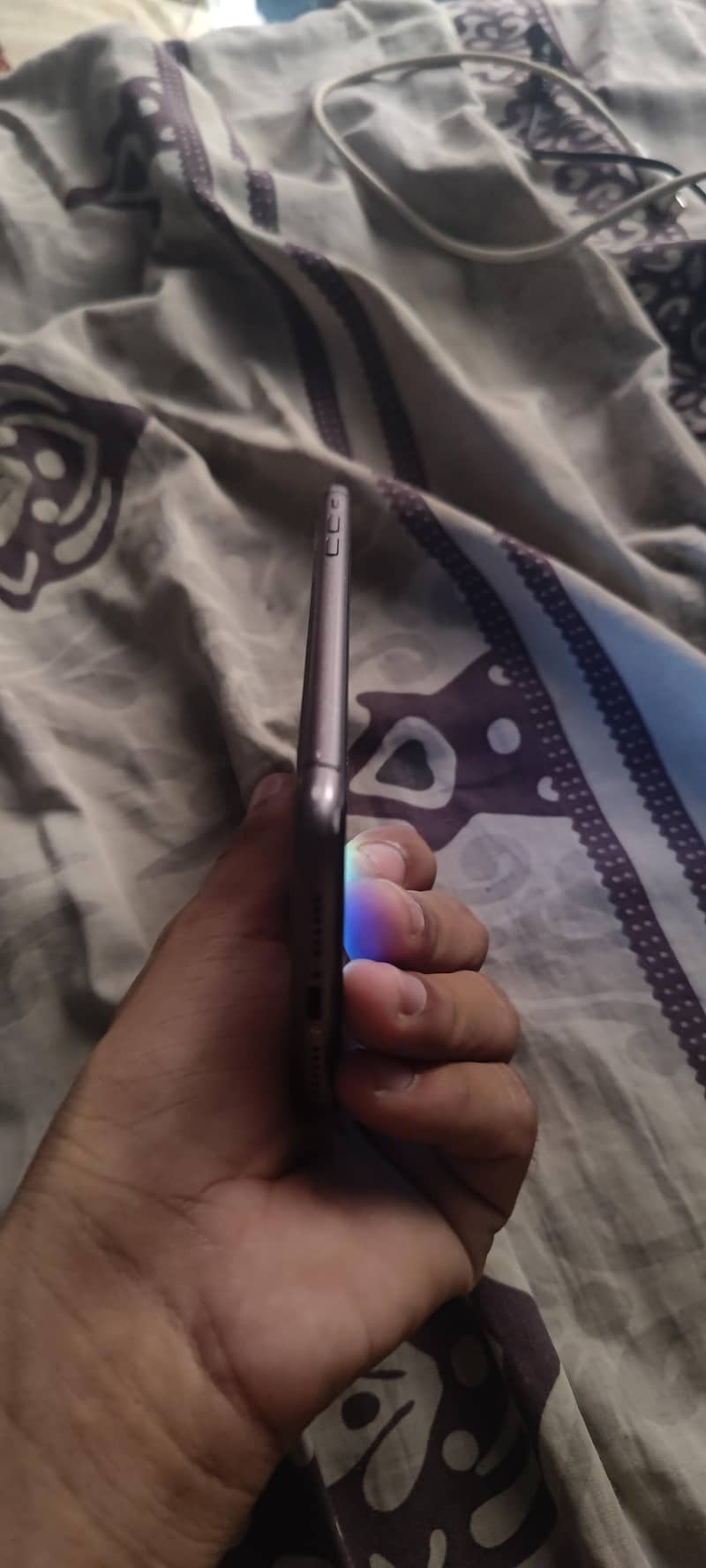 Apple iPhone 11 4