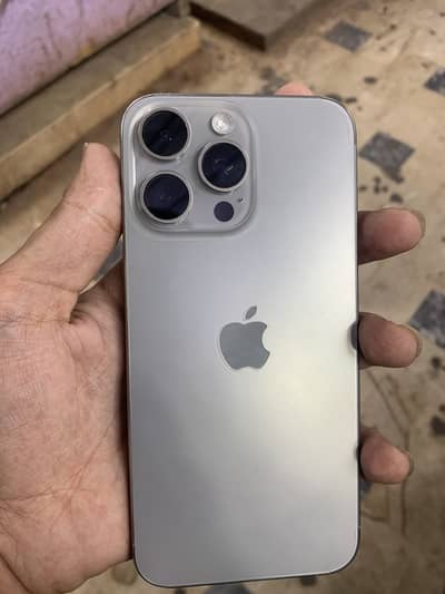 Apple iPhone 15 Pro Max