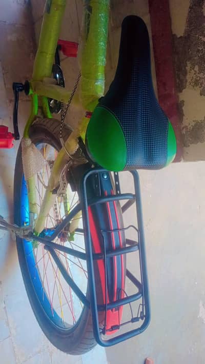 phoenix Rival sports cycle brand new condition 10/10